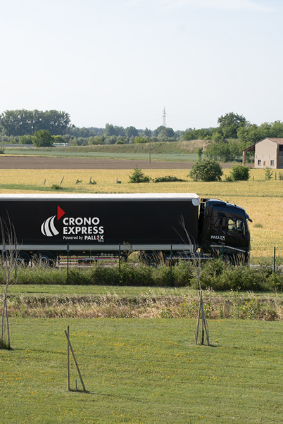 Servizi_1_402 × 602 https://www.cronoexpress.it/wp-content/uploads/2026/09/Servizi_1_402-×-602.jpg